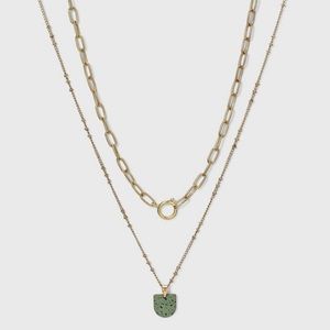 Universal Thread Necklace